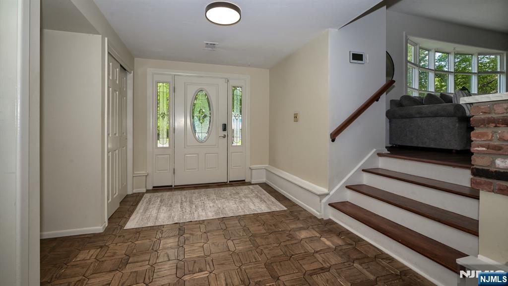 42 Stirling Lane
