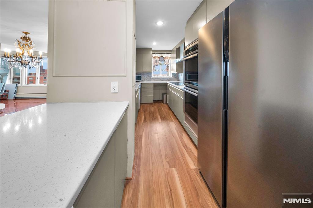 90 Prospect Avenue 11A
