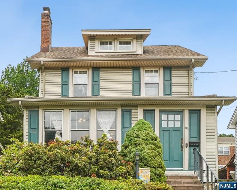 Property for Sale at 10 Wilson Terrace, West Orange, New Jersey - Bedrooms: 4 
Bathrooms: 2 
Rooms: 9  - $549,000