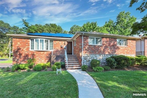 Photo of 34 Marjorie Ter, Englewood Cliffs, NJ 07632 (MLS # 26030040)