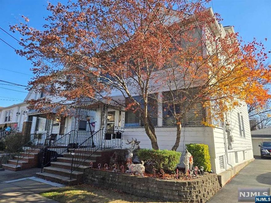 2BR second floor apartment with Kitchen,DR, LR, F.bath, 3 season porch, driveway for 2 cars, Shared Yard space, laundry hookups in basement, convenient location to all major highways and public transit. No pets, no smoking. Application, income verification and credit report required. 1.5 months security. Tenant pays separate utilities, 1/3 of sewer & water bills.