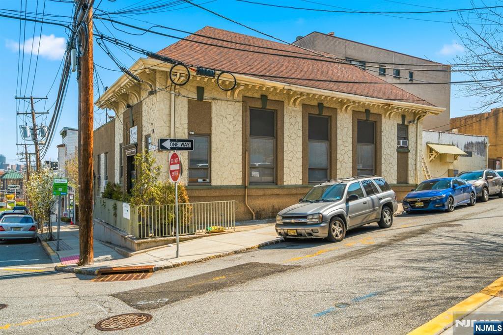 24-32 Dempsey Avenue