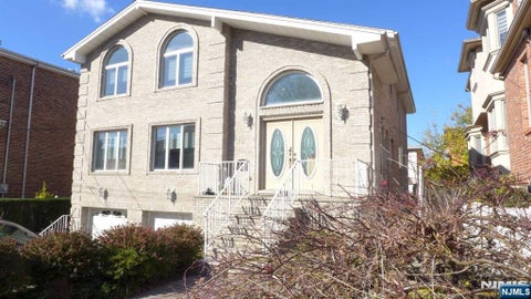 Photo of 523 2nd ST #2FL, Palisades Park, NJ 07650 (MLS # 26031337)
