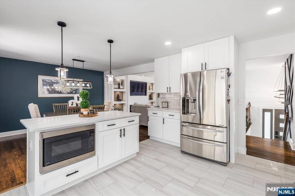 Photo of 30 Melissa Drive, Totowa, NJ 07512 (MLS # 26009512)