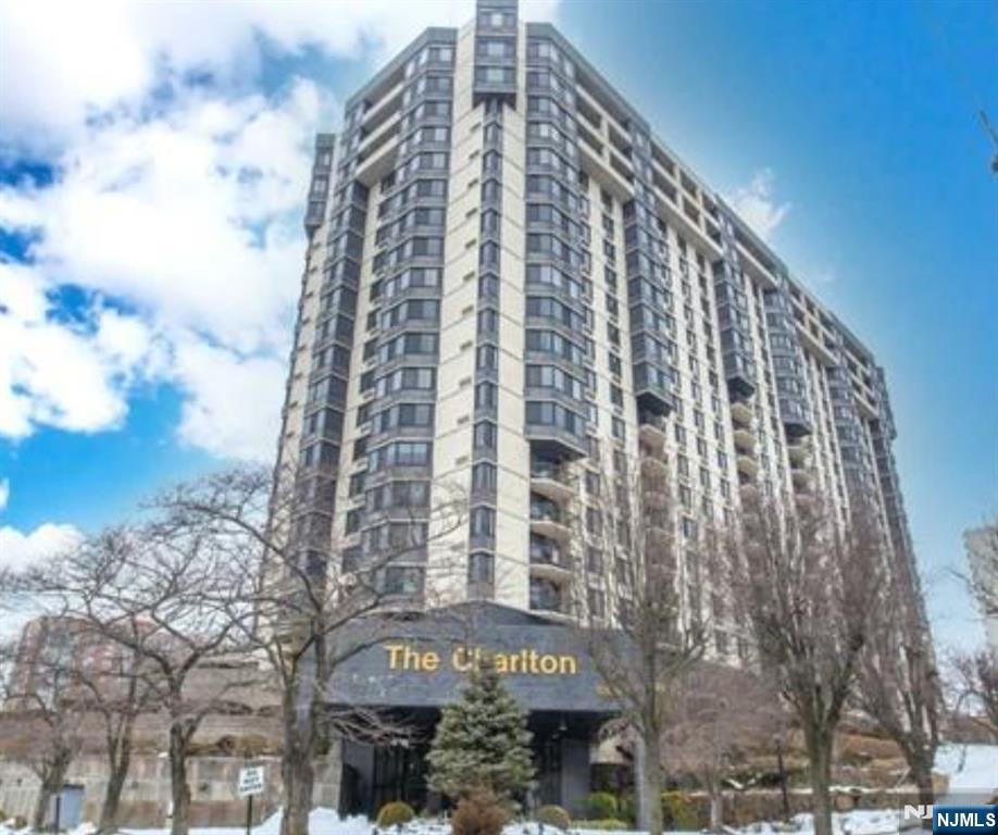 1265 15th Street 17A