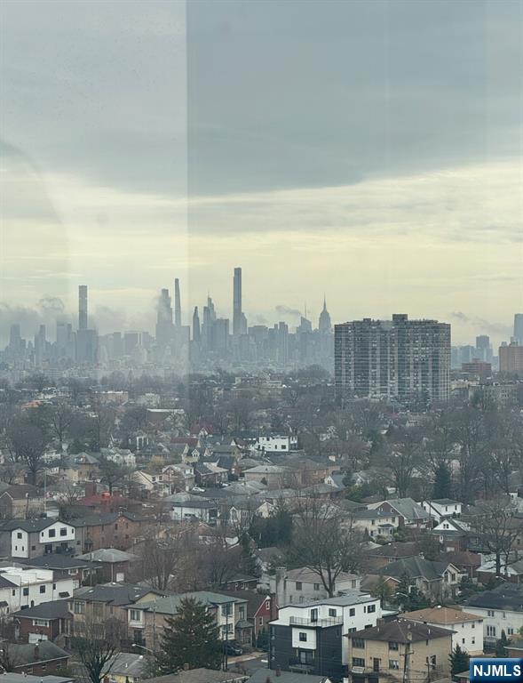 1265 15th Street 17A