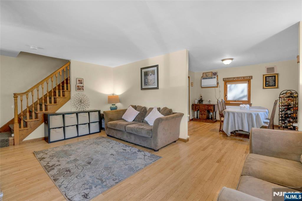 665 Northumberland Road