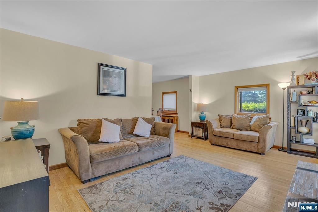 Photo of 665 Northumberland Road, Teaneck, NJ 07666 (MLS # 25031509)