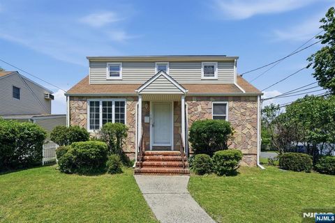 Photo of 73 Highland Avenue, Bergenfield, NJ 07621 (MLS # 26018791)