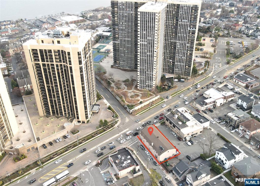 Homes for Sale in Northern NJ | ThisIsRiverEdge.com 801 Palisade Avenue