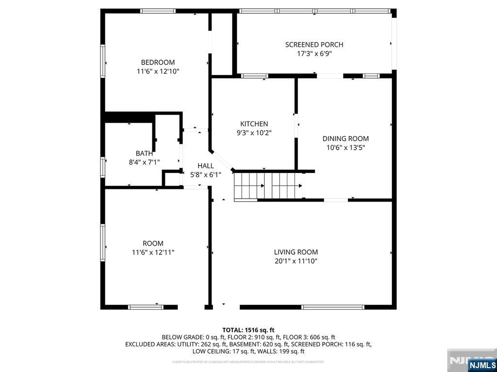 Main image without alt text