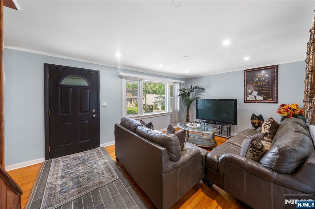 44 Sunnyside Road