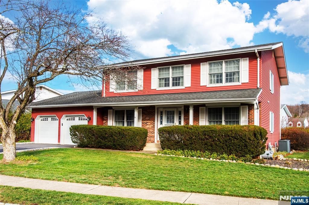 Photo of 3 Agawam Drive, Wayne, NJ 07470 (MLS # 26003092)