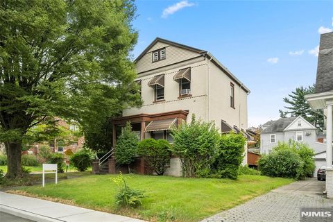 Photo of 455 Broad Avenue, Leonia, NJ 07605 (MLS # 25027645)