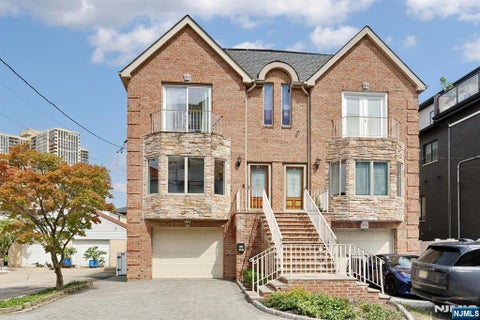 Photo of 27 Lawton Avenue #C0027, Cliffside Park, NJ 07010 (MLS # 26037366)