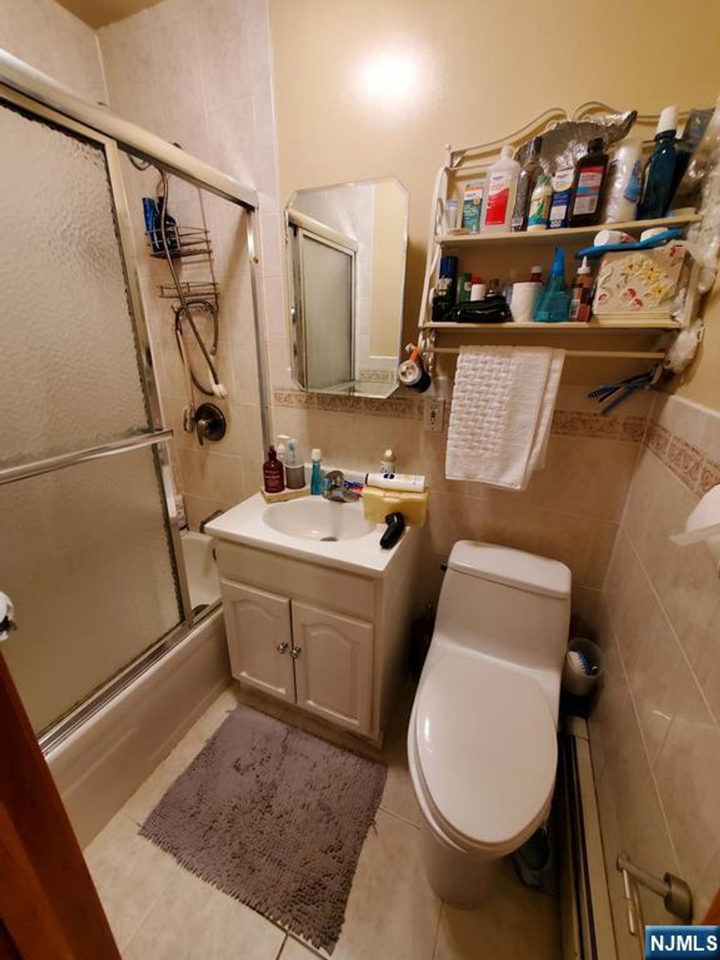 Photo of 439 8th Street, Fairview, NJ 07022 (MLS # 26004031)