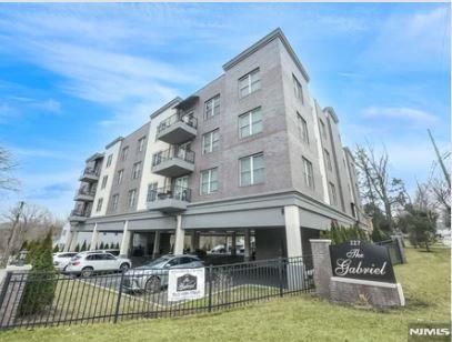 Photo of 227 Teaneck RD #403, Teaneck, NJ 07666 (MLS # 26032517)