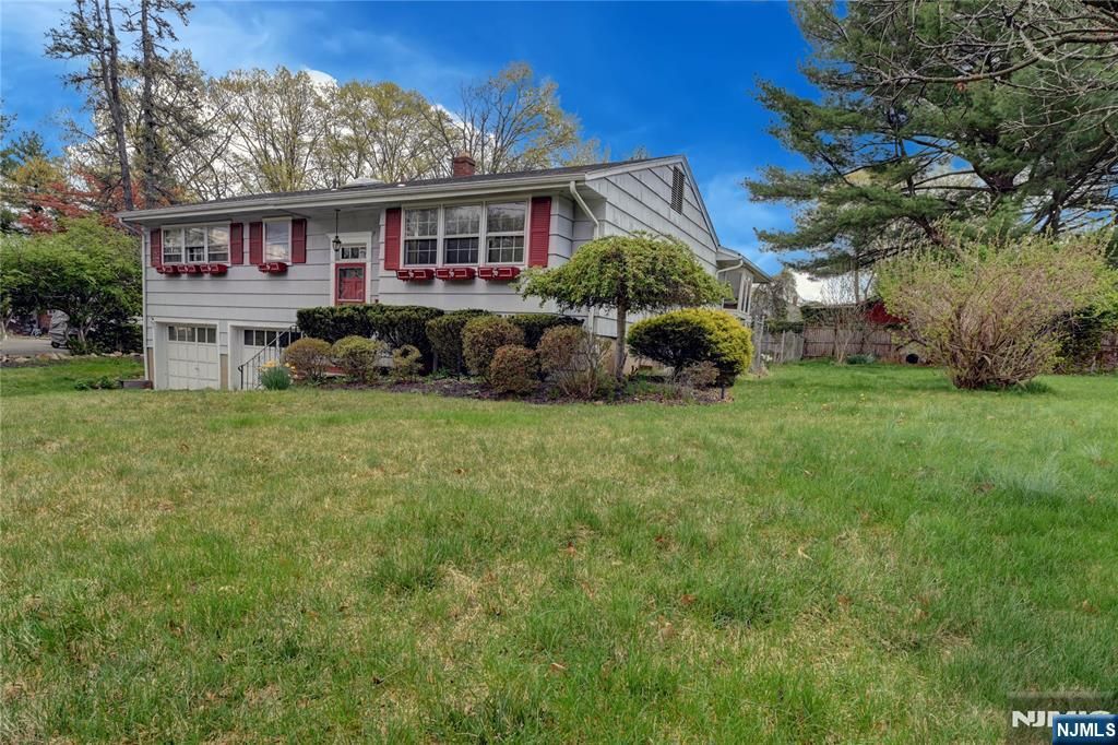 Photo of 301 Grand Boulevard, Emerson, NJ 07630 (MLS # 26010322)