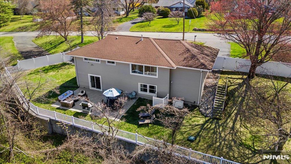 Property for Sale at 35 Quaker Avenue, Randolph Twp, New Jersey - Bedrooms: 4 
Bathrooms: 2 
Rooms: 7  - $725,000
