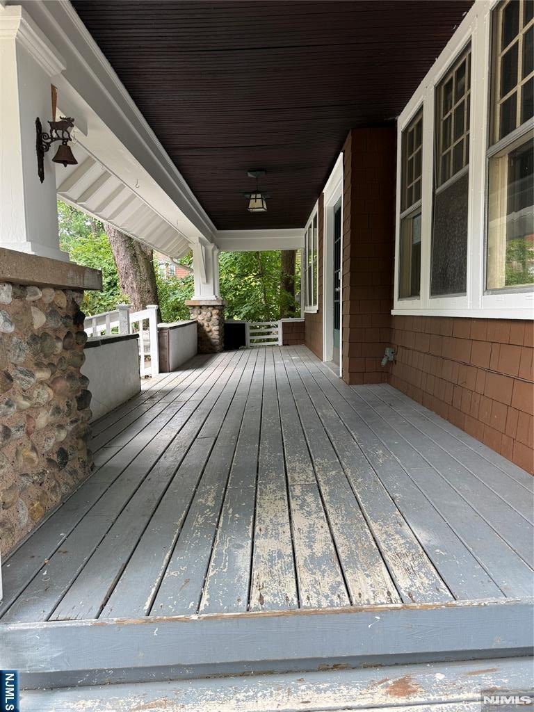 110 Romaine Place