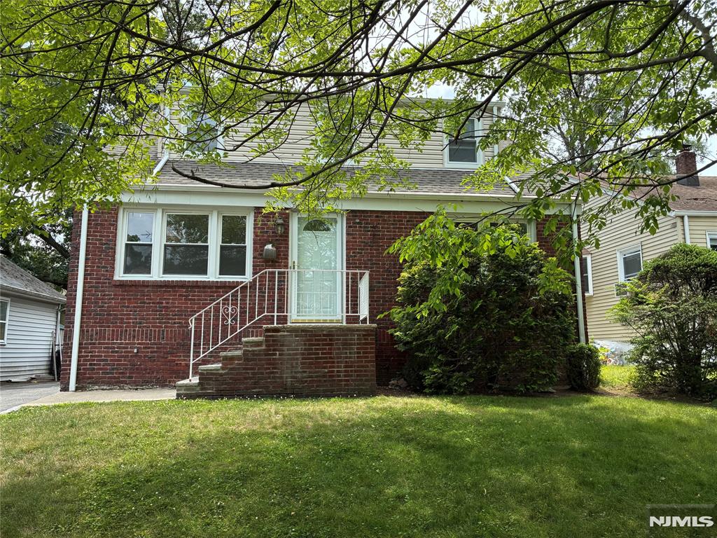151 Conover