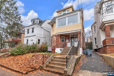 45 Seymour Avenue Newark NJ 07108