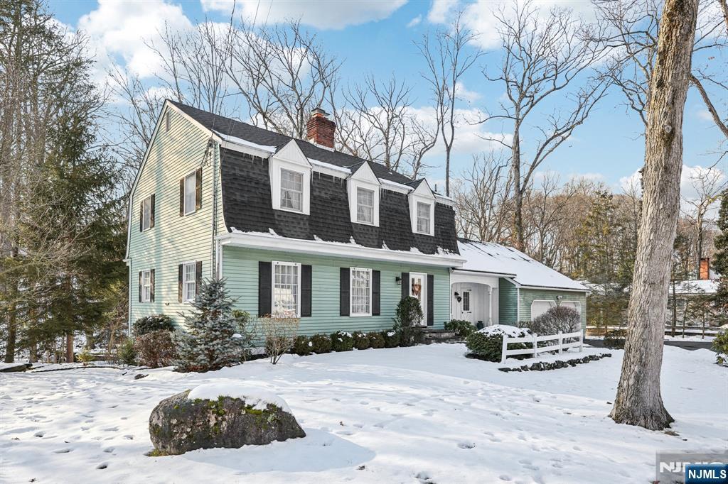 418 Pines Lake Drive