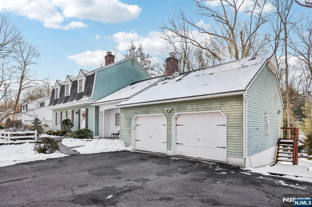 418 Pines Lake Drive