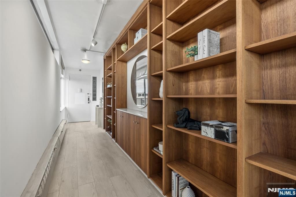 Photo of 1 Horizon Road #PH 1, Fort Lee, NJ 07024 (MLS # 25044115)