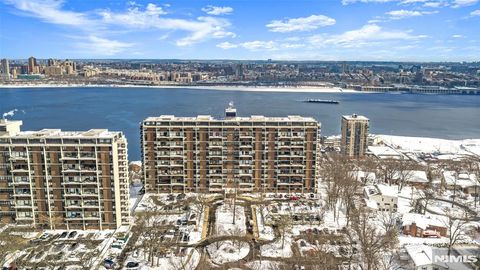 1 Horizon Road PH 1 Fort Lee NJ 07024