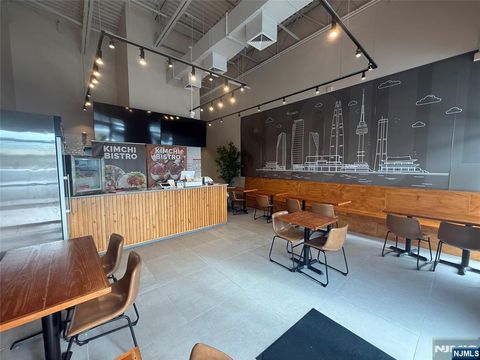 184 Essex Street Lodi NJ 07601