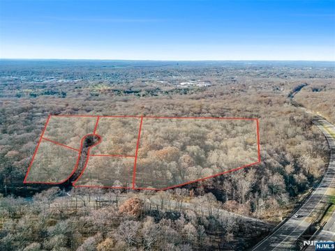 Photo of 6 Old Farm Way, Alpine, NJ 07620 (MLS # 25041918)