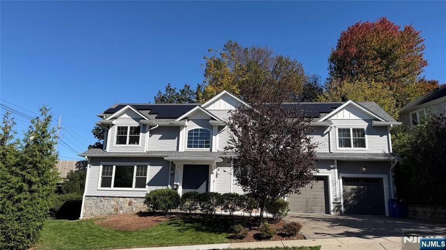 A nice size colonial with three good size bedrooms plus the primary bedroom with full bath plus walking closet .built in 2020. well taking care by the owner,Two cars garage plus parking space. Close to major transportation, school, hospital and shopping center. Well maintain