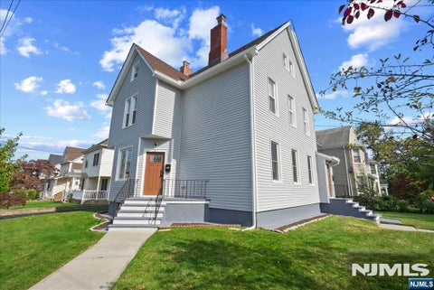 Photo of 137 Prospect Place, Rutherford, NJ 07070 (MLS # 26038864)