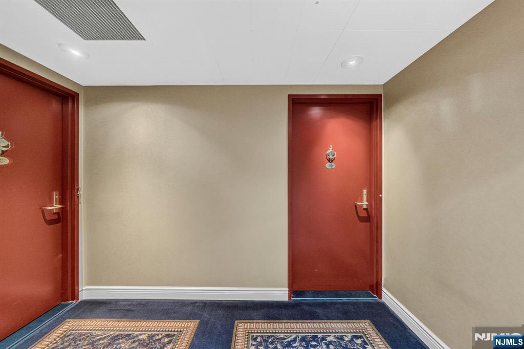 900 Palisade Avenue 3D