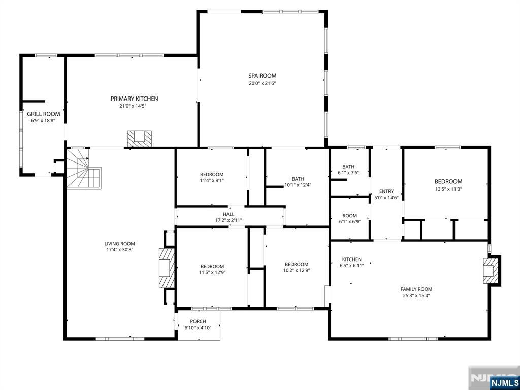 Main image without alt text