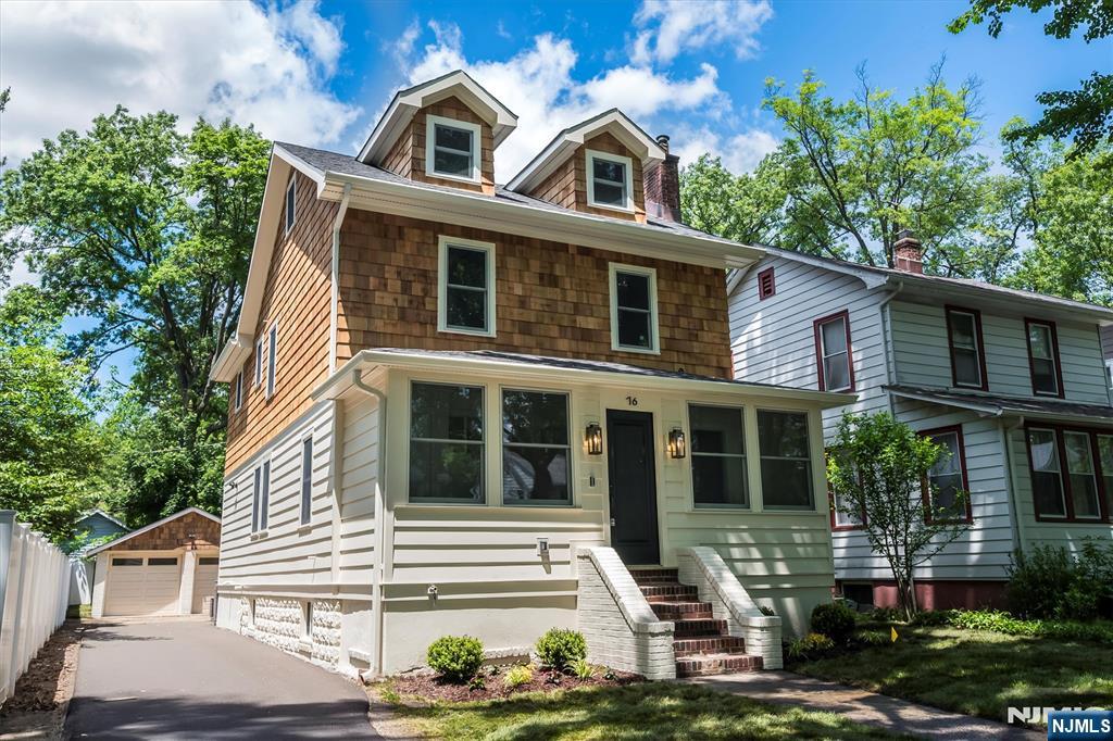 Property for Sale at 76 Midland Avenue, Glen Ridge, New Jersey - Bedrooms: 4 
Bathrooms: 3.5 
Rooms: 10  - $999,000