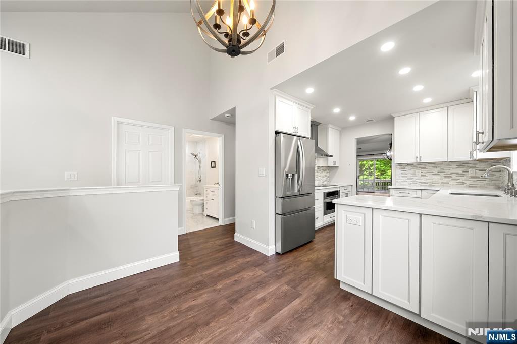 25 Woods Edge Road