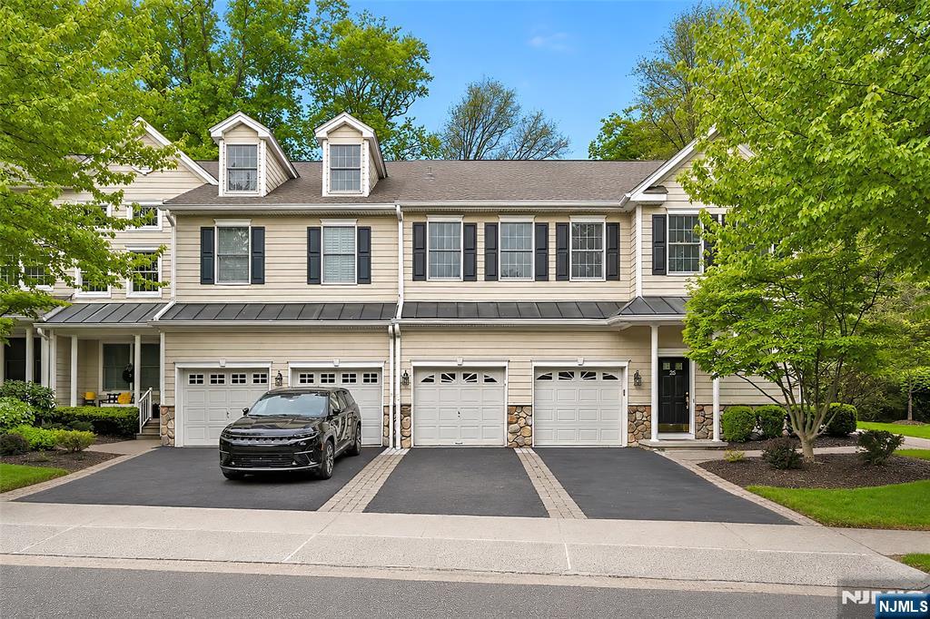 25 Woods Edge Road
