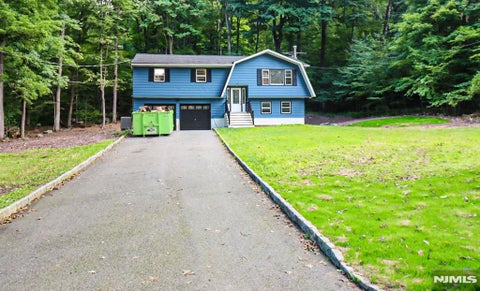 Photo of 95 Longwood Lake Road, Jefferson Township, NJ 07438 (MLS # 26034743)