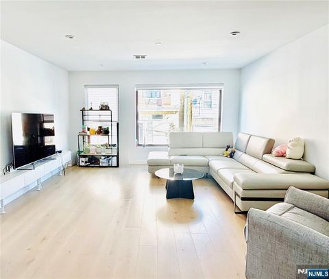 Photo of 211 70th St #1, West New York, NJ 07093 (MLS # 25039426)