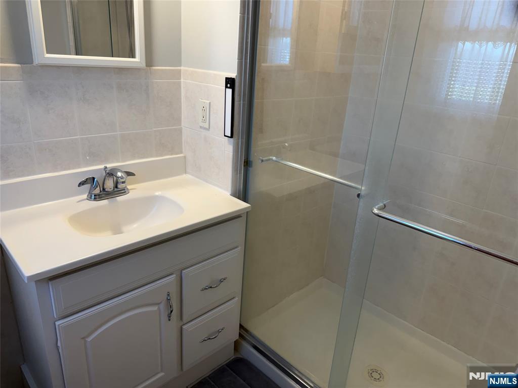 Garfield, New Jersey 07026, United States, 3 Bedrooms Bedrooms, ,2 BathroomsBathrooms,Residential,Active,95122