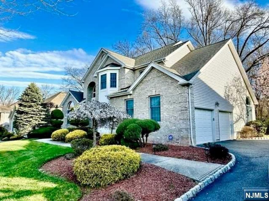 GORGEOUS 5 BED, 3 1/2 BATH COLONIAL ON A DESIRABLE & PICTURESQUE LONGVIEW ESTATES. THE MAIN FLOOR FEATURES 9 FT CEILING W/ CUSTOM MOLDING THROUGHOUT; WELCOMING 2-STORY ENTRY FOYER; FORMAL LIVING RM; POWER RM; FORMAL DINING RM W/ BUTLER'S PANTRY; SPACIOUS & BEAUTIFUL GRANITE COUNTER TOP KITCHEN; NEW CLASSIC FRENCH DOOR SUB ZERO REFRIGERATOR/FREEZER PLUS BOSCH & THERMADOR APPLIANCES. CONVENIENT BREAKFAST AREA W/ A SLIDING GLASS DOOR LEADING TO A DECK (ALL NEW TREX DECKING & RAILINGS) FOR WONDERFUL ENTERTAINMENT; BRIGHT & AIRY FAMILY RM W/ A FIREPLACE; DOUBLE FRENCH DOOR OFFICE/BEDROOM FILLED W/ NATURAL LIGHT & A RENOVATED BATHROOM. THE 2nd FLOOR BOASTS PRIMARY BEDROOM & BATH W/ JACUZZI & SHOWER; 3 SPACIOUS BEDROOMS; & HALLWAY BATHROOM. ALSO INCLUDED IS A FULL FINISHED NEW BASEMENT & SPACIOUS 2 CAR GARAGE. GREAT FLOOR PLAN, SOLID CONSTRUCTION, 4 ZONE HEAT, 2 C/A/C. EXCELLENT TOWN & CLOSE TO BLUE RIBBON SCHOOLS, SHOPPING, PARKS, & RESTAURANTS. EASY ACCESS TO NYC.