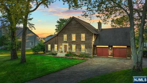 741 Charnwood Drive Wyckoff NJ 07481