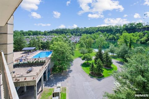 10 Smith Manor Boulevard 514 West Orange NJ 07052