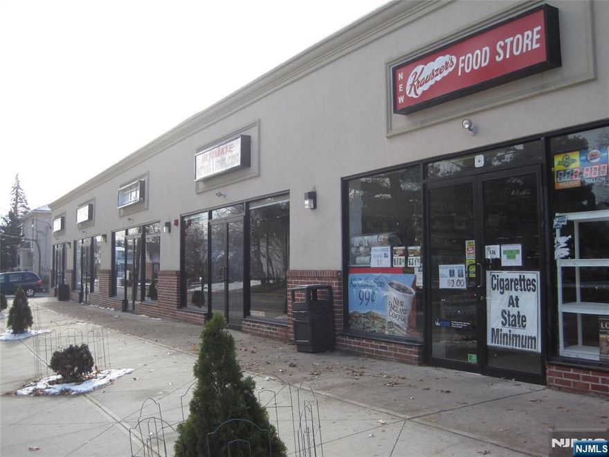 Prime solid strip mall commercial investment property located in high traffic volume street. All 4 of 5 retail unit leased. Tenant pays own utilities. Cap rate approx. 6.5%.