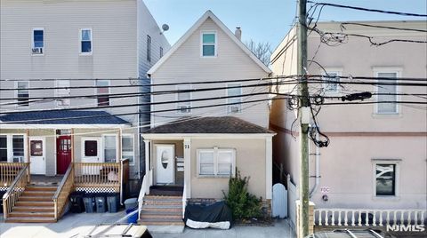 71 Honiss Street Belleville NJ 07109