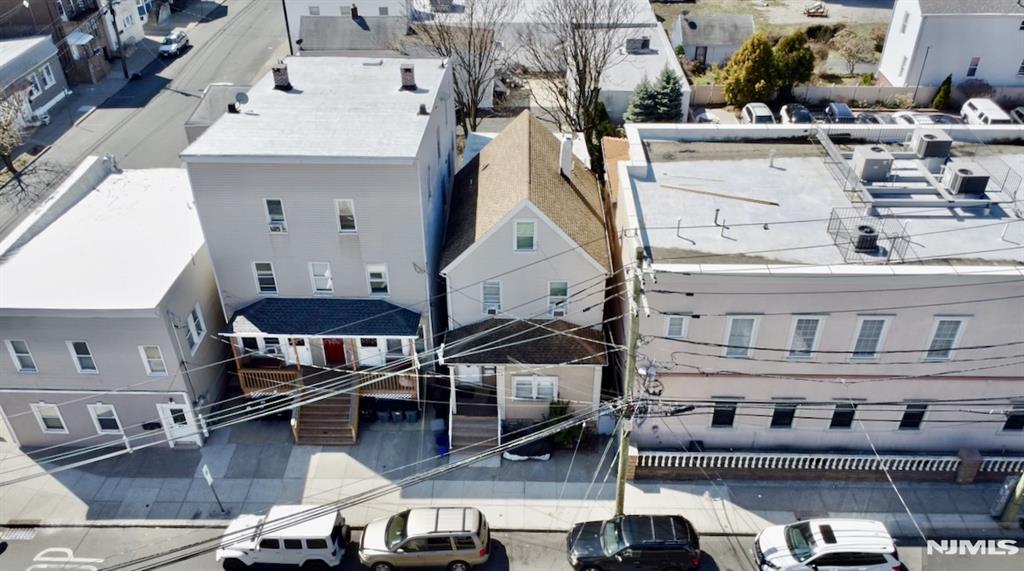 71 Honiss Street