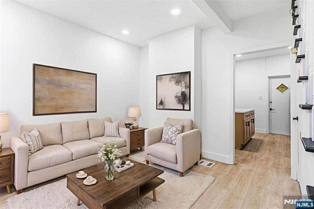 312-314 Monroe Avenue