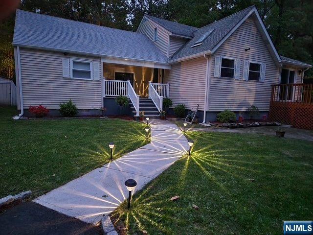 Property for Sale at 22 Elizabeth Road, West Milford, New Jersey - Bedrooms: 3 
Bathrooms: 3 
Rooms: 7  - $484,900